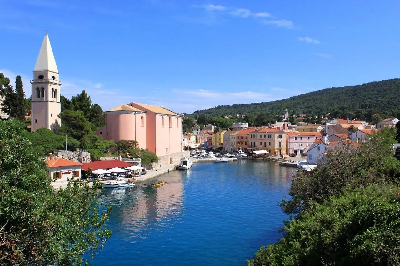 Apartments With A Parking Space Veli Losinj, Losinj - 21192