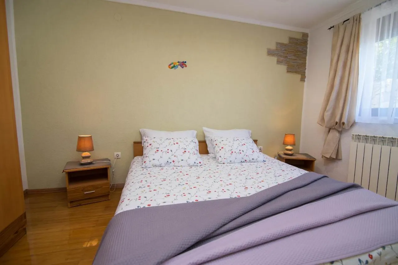 Apartments With A Parking Space Veli Losinj, Losinj - 21192 Croatia