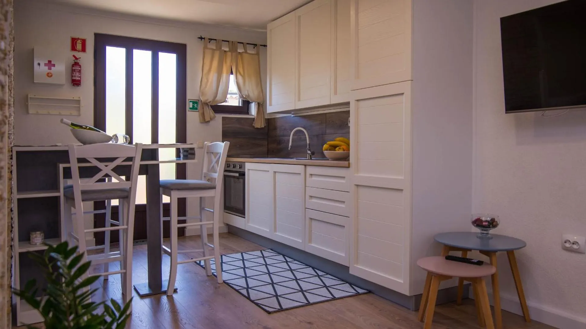 Apartments With A Parking Space Veli Losinj, Losinj - 21192