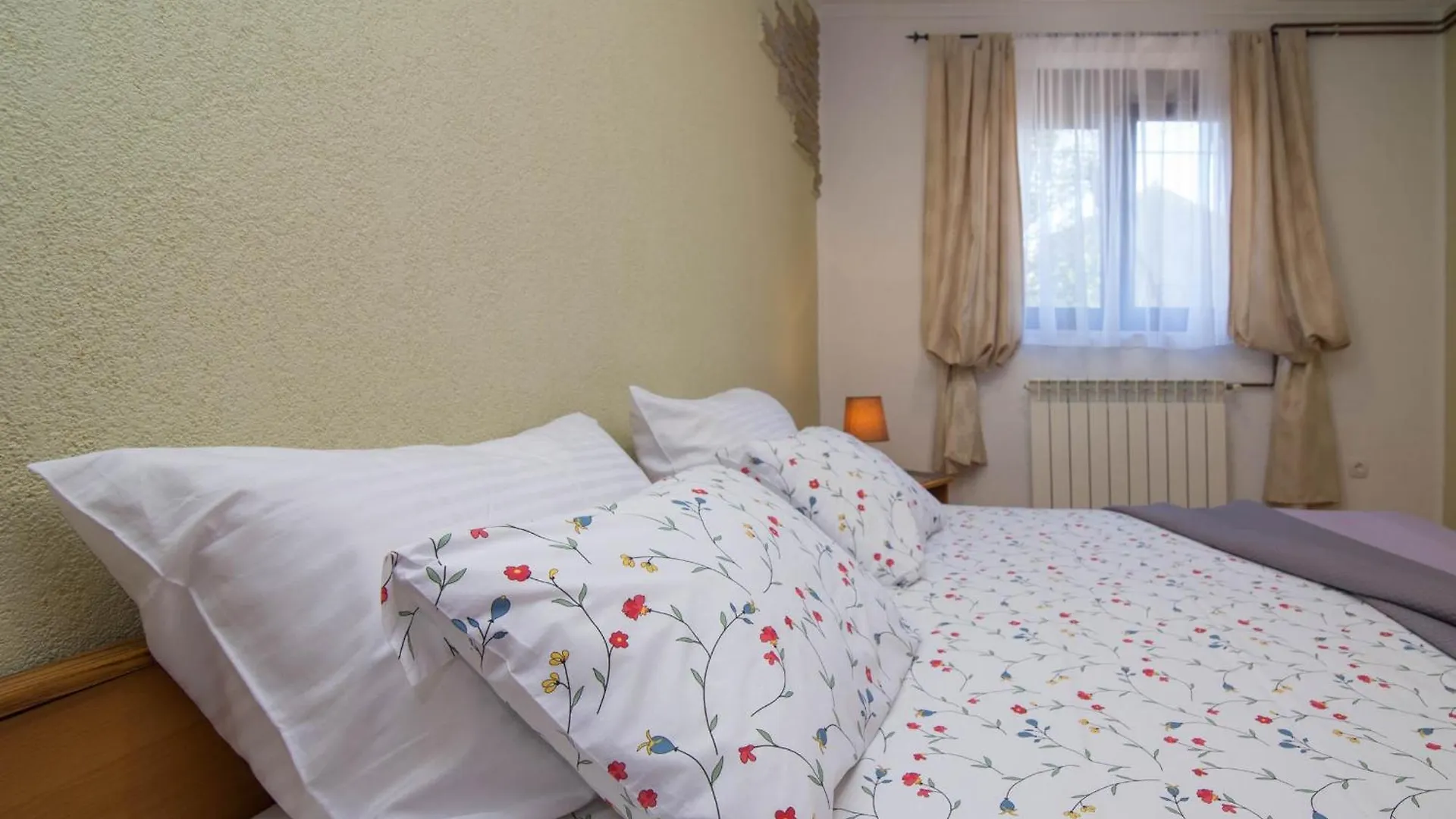 Apartments With A Parking Space Veli Losinj, Losinj - 21192